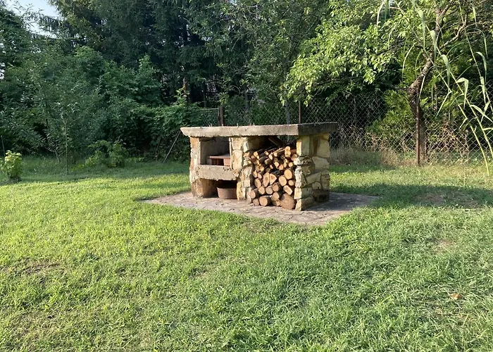 Daire Zoeldike Vendeghaz Tiszafüred